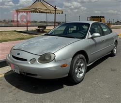 Ford Taurus